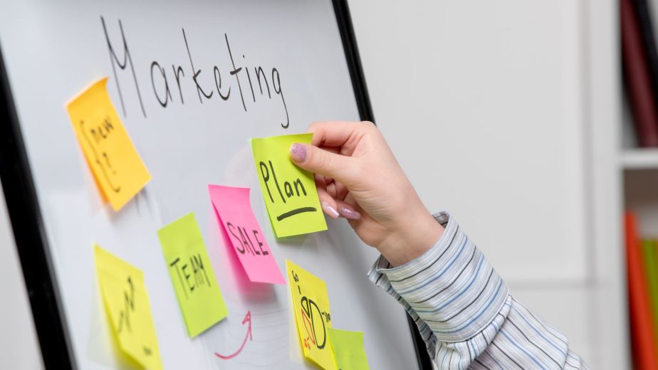 Trajnim Marketingu - Bëhuni specialist të marketingut online